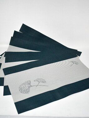 DEERYARD 6 Woven Placemats 17.5"x11.8" PVC PET Heat Resistant Eco-Friendly, Blue